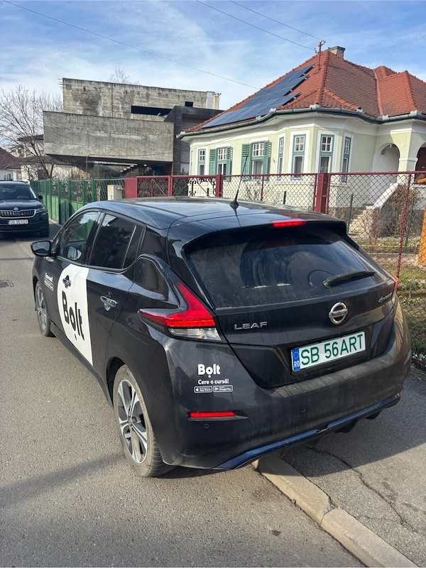 NISSAN Leaf 2019 — imagine 2