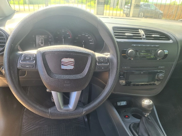 SEAT Leon 2010 — imagine 5