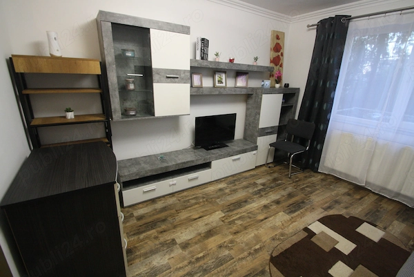 Proprietar vand garsoniera, Zona Aradului - mobilata si utilata de lux — fotografia 3