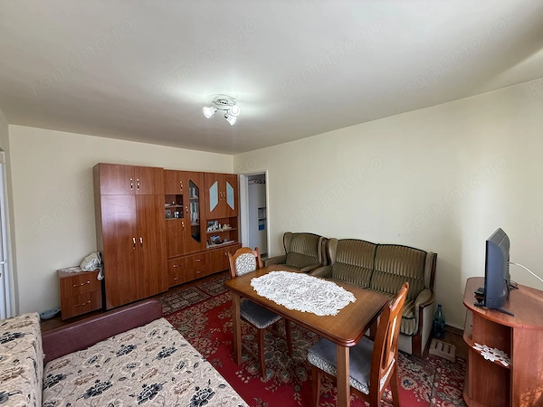 Apartament 2 camere-etaj 3-bloc de caramida-zona Gojdu — fotografia 3