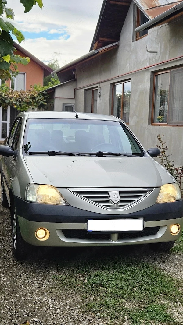 DACIA Logan 2005