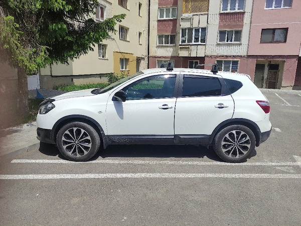 NISSAN Qashqai 2012 — imagine 3