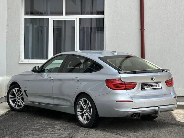 BMW 3 Series 2019 — imagine 10