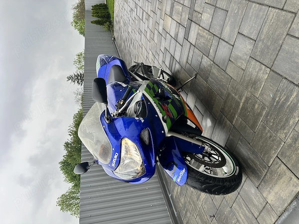 Vând Suzuki GSX-R 600