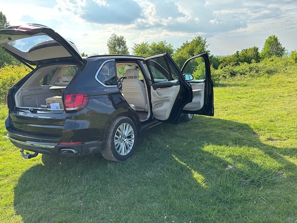 BMW 5 Series 2015 — imagine 10