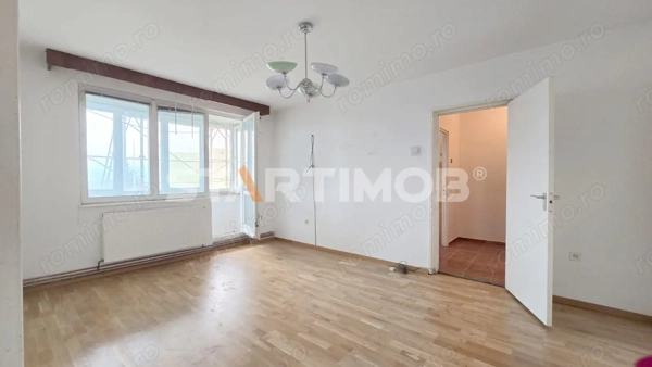 Apartament doua camere cu boxa zona Astra — fotografia 1