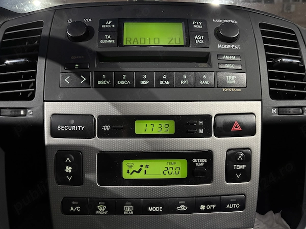 TOYOTA Corolla Verso 2003 — imagine 3