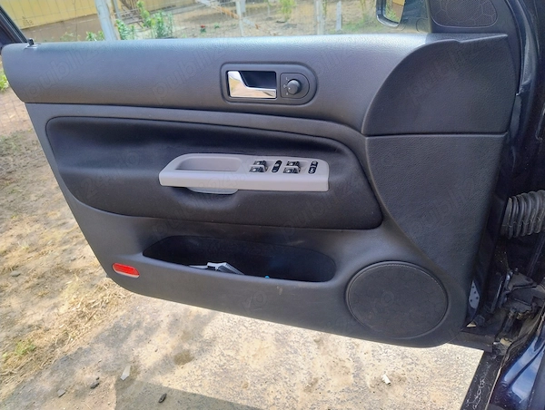 VOLKSWAGEN Bora 2003 — imagine 11