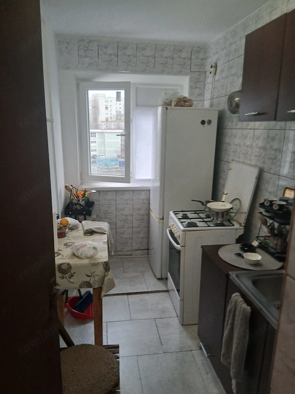 Vanzare apartament 2 camere semidecomandat — fotografia 3