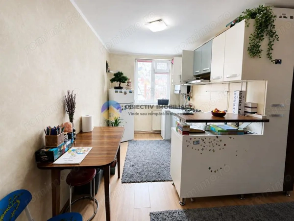 Apartament 2 camere - Maratei , etaj 3 in apropiere de scoala nr.2 -Piatra Neamt — fotografia 1
