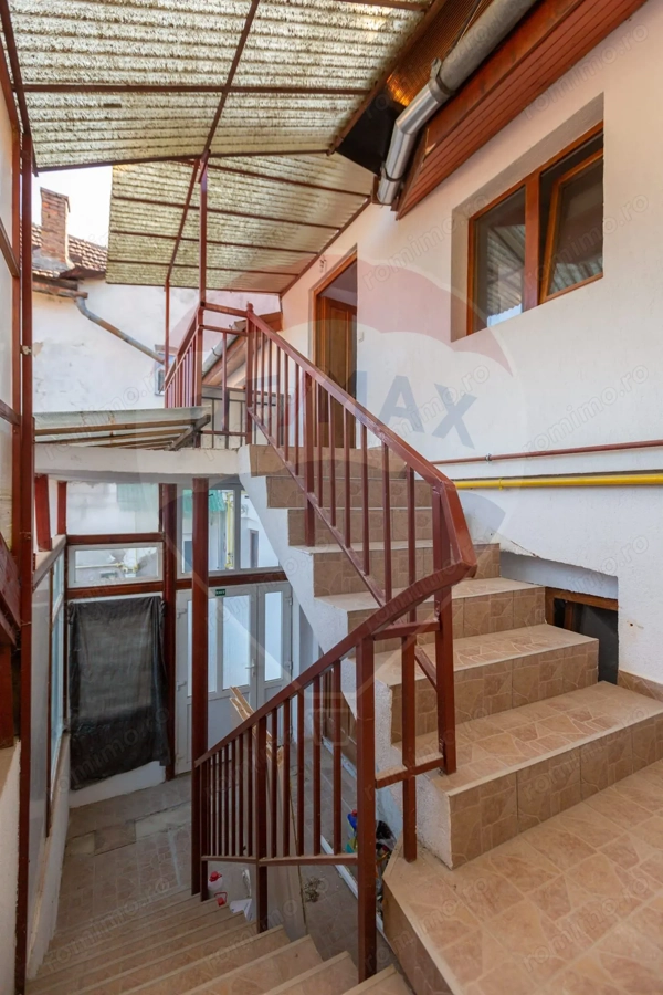 Apartament la casă, ultracentral in Medias – farmec istoric — fotografia 3