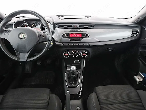 ALFA ROMEO Giulietta 2012 — imagine 4