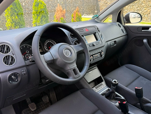VOLKSWAGEN Golf 2011 — imagine 9