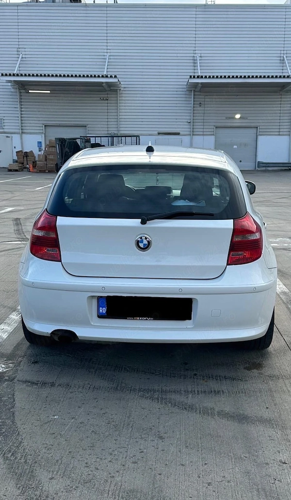 BMW 1 Series 2011 — imagine 2
