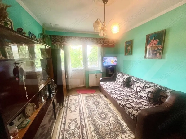 Apartament de vanzare, etaj 1, 35 mp, zona Nufarul — fotografia 1