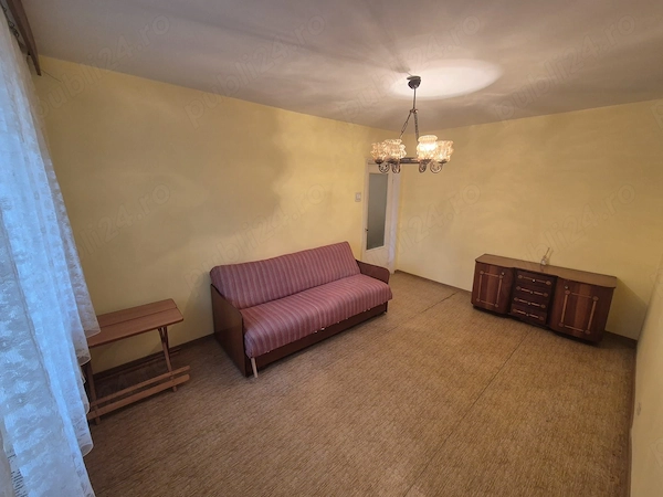 Apartament 2 camere decomandat, etaj 3 in zona Grivitei — fotografia 3