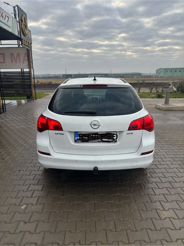 OPEL Astra 2012 — imagine 2