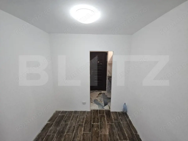 Cameră cămin, 10 mp, baie proprie, etaj 1, zona Bularga — fotografia 2