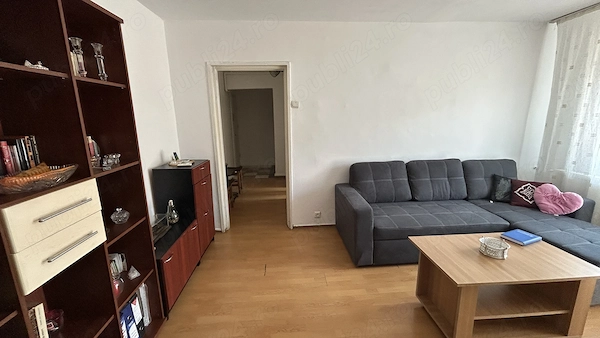 Vand apart.2 cam.Micalaca-Miorita, et.3 din 4,st.73 mp,cu centrala pe gaz,renovat — fotografia 3