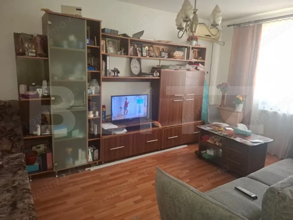 Apartament de vanzare, 57 mp, zona Central Găești — fotografia 1