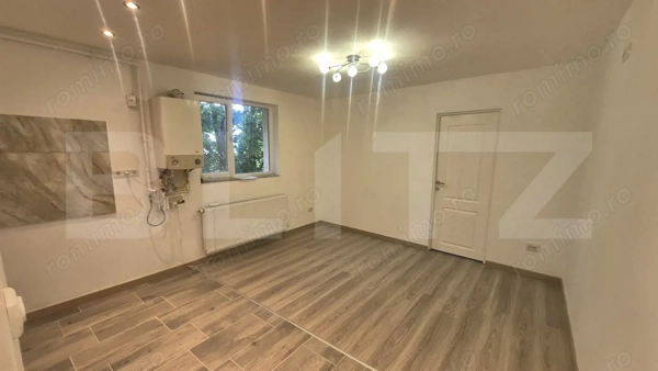 Apartament cu 2 camere de vanzare, 30.57 mp, Micro 14 — fotografia 3