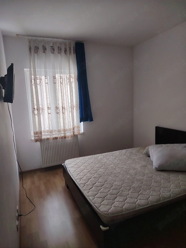 închiriez apartament in Florești jud Cluj ..living mare cu bucătărie 2 dormitoare 2 balcoane — fotografia 2