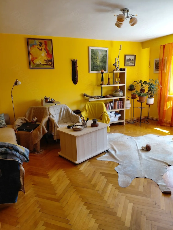 Vând apartament 3 camere,Baia Mare — fotografia 1
