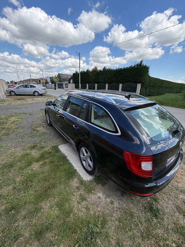 SKODA Superb 2012 — imagine 2