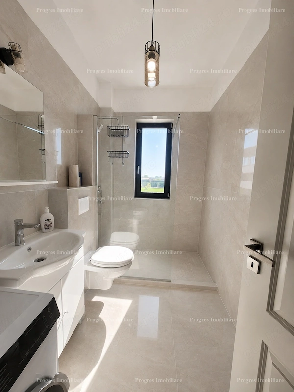 Ap 2 camere decomandat, 53 mp, bucătărie închisă, loc de parcare inclus — fotografia 3