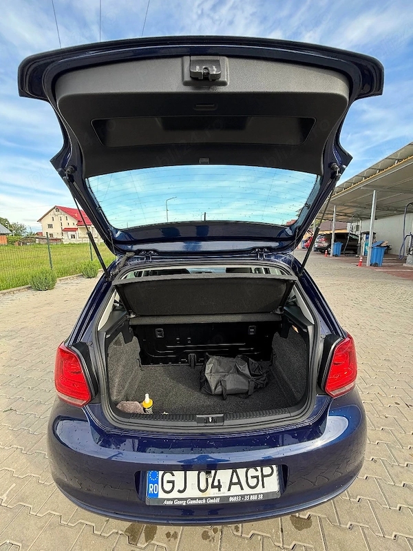 VOLKSWAGEN Polo 2011 — imagine 10