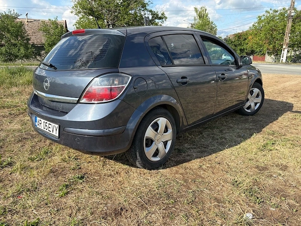 OPEL Astra 2010 — imagine 2