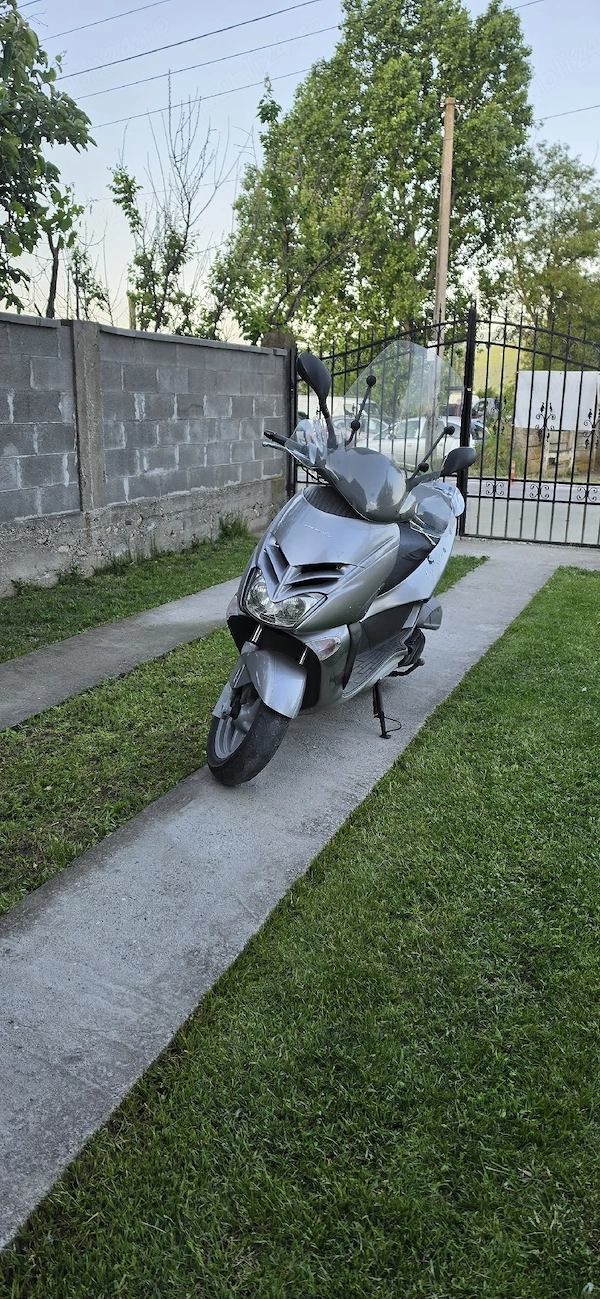 Aprilia Leonardo 250
