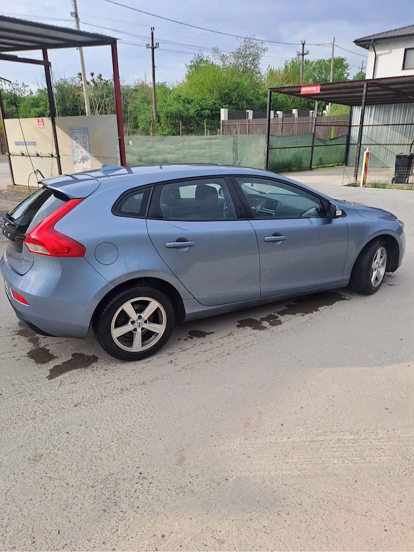 VOLVO V40 2017 — imagine 4