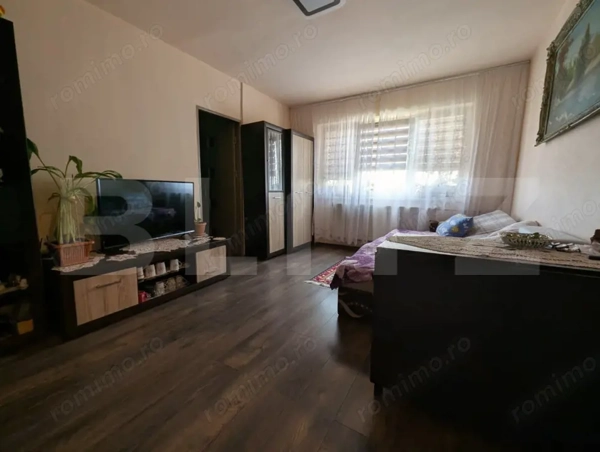 Apartament mobilat, utilat, instalații schimbate, 29 mp, Velenta — fotografia 1