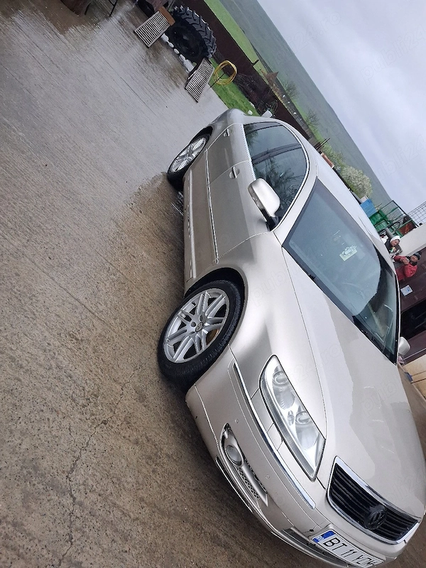 VOLKSWAGEN Phaeton 2005