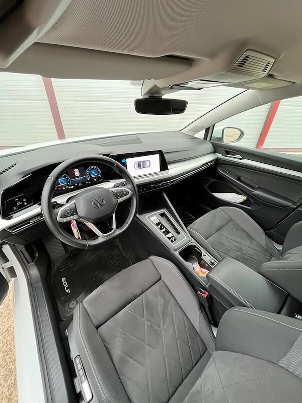 VOLKSWAGEN Golf 2024 — imagine 9