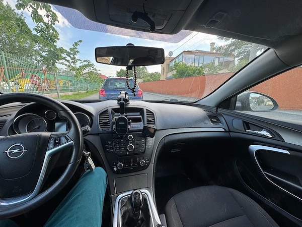 De Vanzare Opel Insignia masina de familie( pret negociabil )