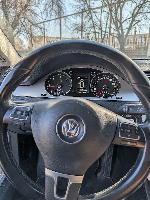 VOLKSWAGEN Passat CC 2010 — imagine 5