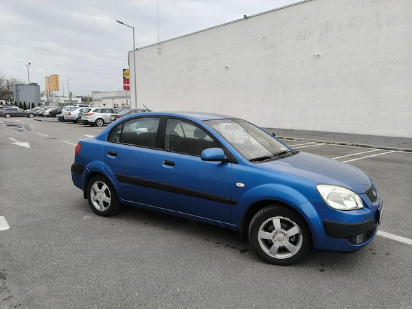KIA Rio 2006 — imagine 2