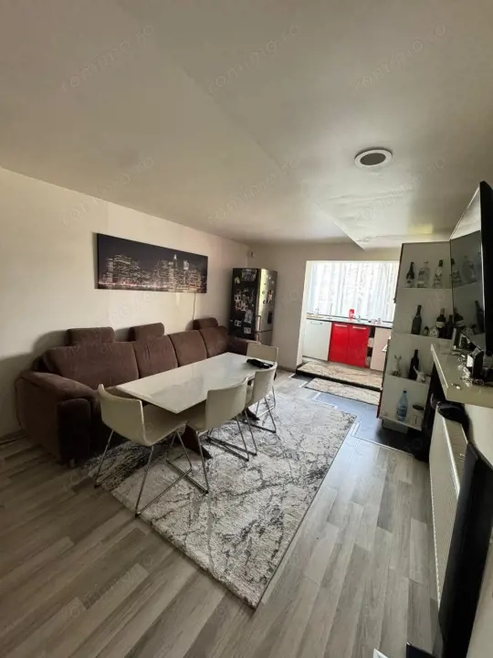 Apartament spațios cu 4 camere, 71 mp utili + balcon, zonă Vasile Alecsandri — fotografia 2