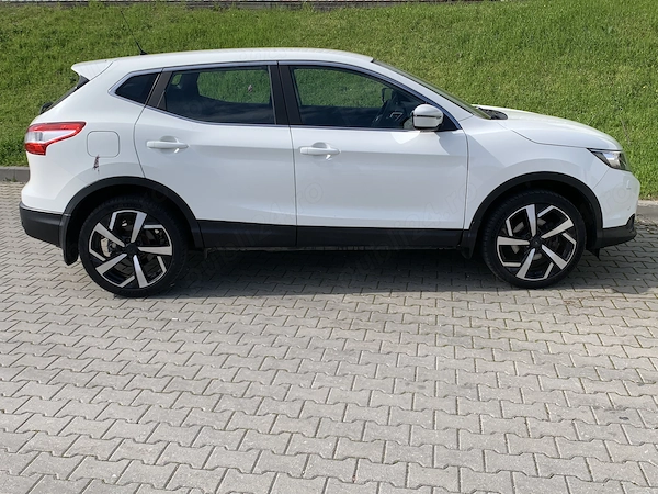 NISSAN Qashqai 2017 — imagine 2