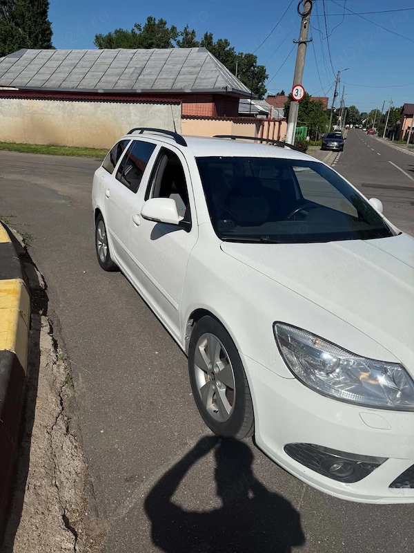 SKODA Octavia 2011 — imagine 2