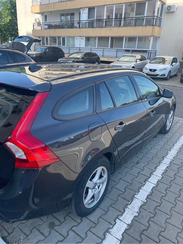 VOLVO V60 2018 — imagine 2