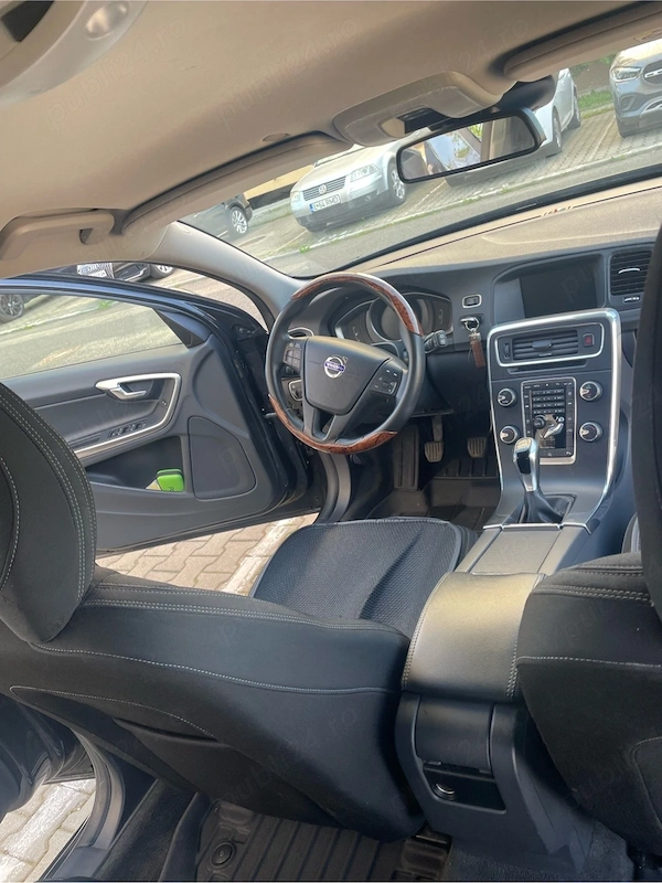 VOLVO V60 2018 — imagine 5