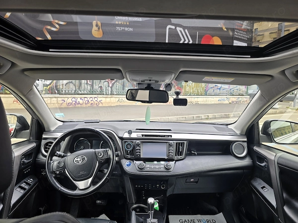 TOYOTA RAV4 2017 — imagine 8