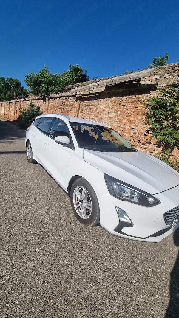FORD Focus 2020 — imagine 5