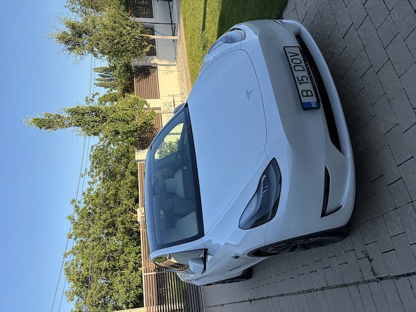 TESLA Model Y 2023 — imagine 3