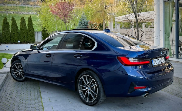 BMW 3 Series 2019 — imagine 2