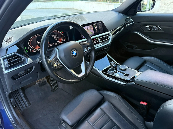 BMW 3 Series 2019 — imagine 6