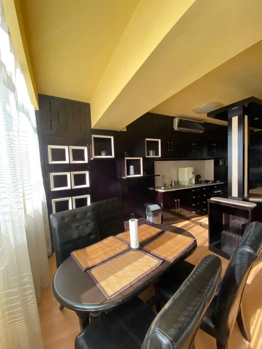 Apartament 3 camere, decomandat, 78 mp, zona Centru — fotografia 3